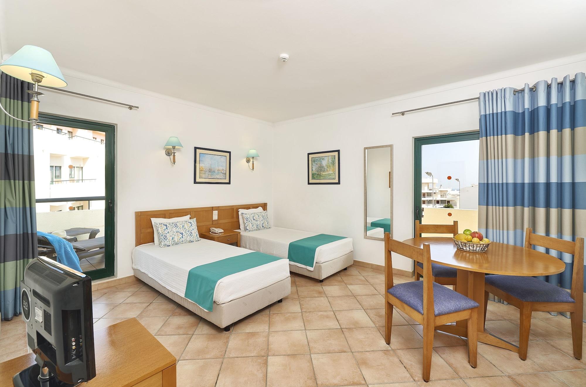 Oceanus Aparthotel Албуфейра Екстер'єр фото